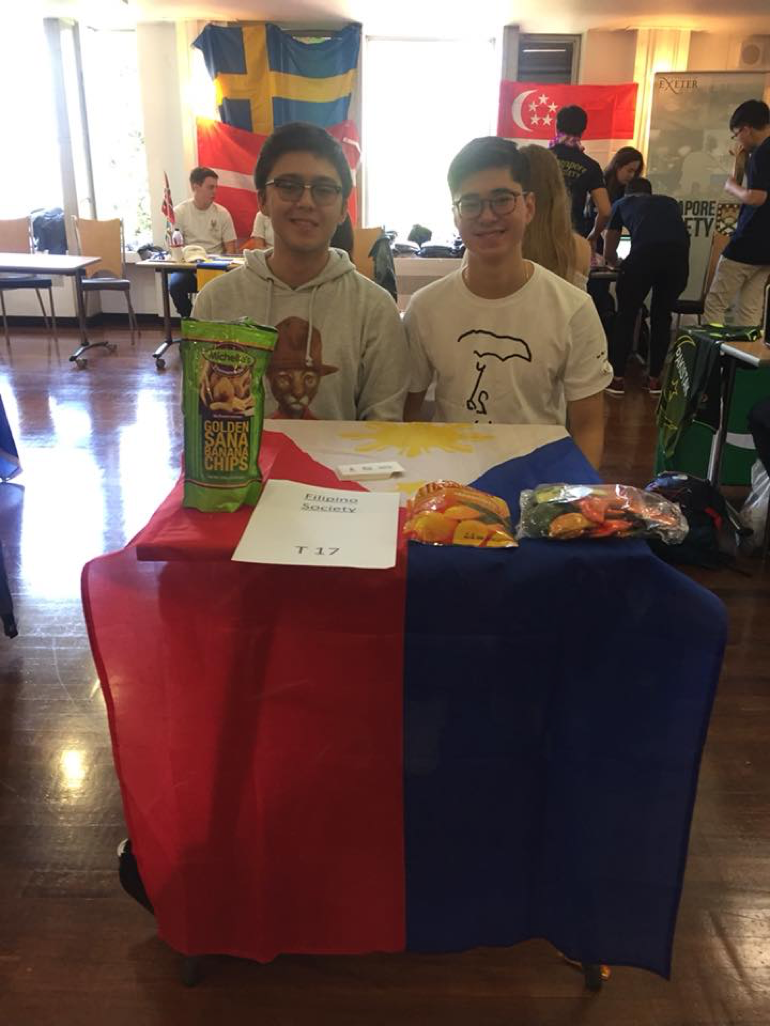 Lorenzo at a Freshers Fair - University societies blog