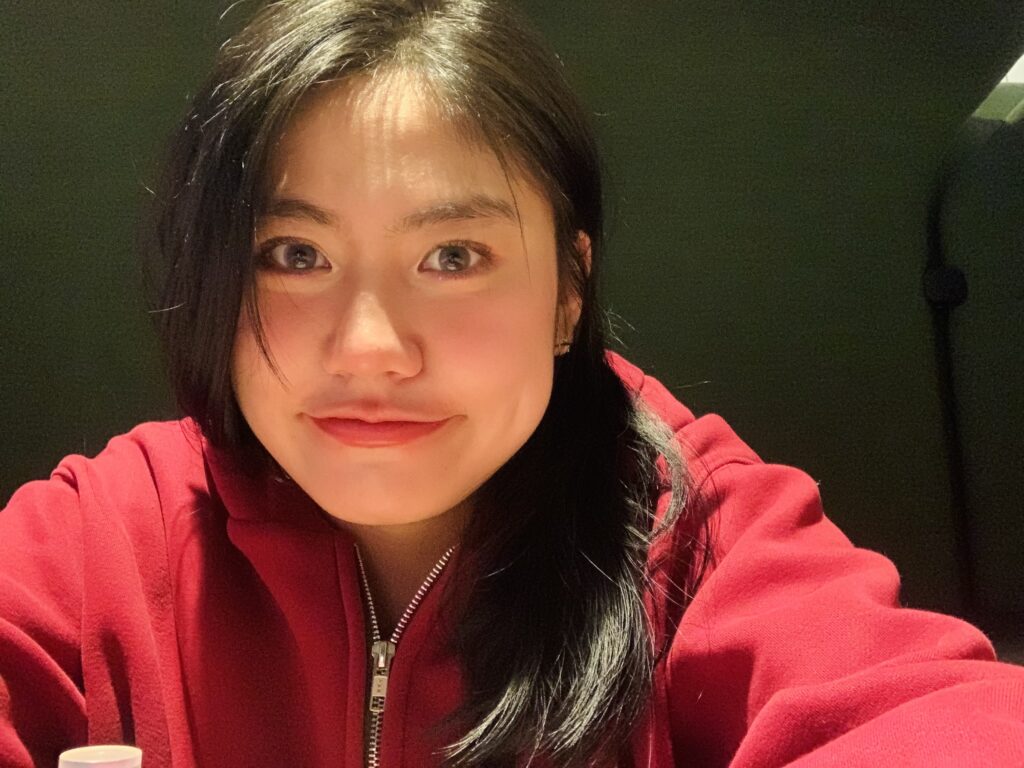 Gigi, Chinese student studying at Manchester.